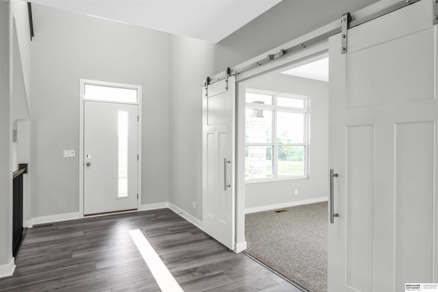 5513 N 191st Street, Elkhorn, NE 68022