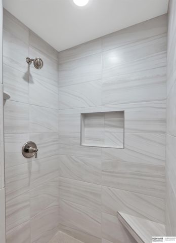 5513 N 191st Street, Elkhorn, NE 68022