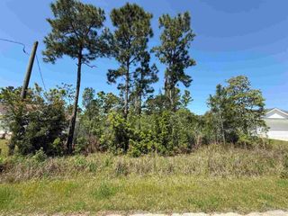 Ponderosa Dr, Gulf Breeze, FL 32563