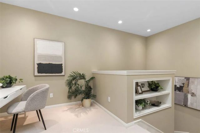 204 Overbrook, Irvine, CA 92620