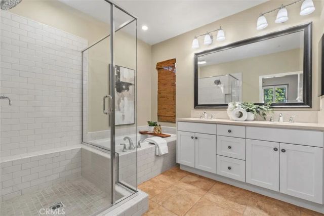 204 Overbrook, Irvine, CA 92620
