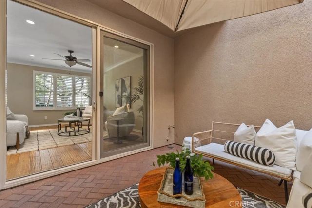 204 Overbrook, Irvine, CA 92620
