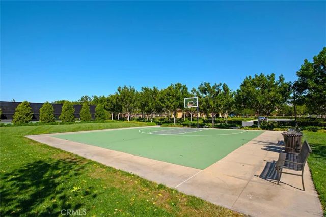 204 Overbrook, Irvine, CA 92620