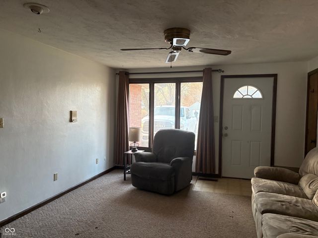 2124 Jackson Lane, Anderson, IN 46011