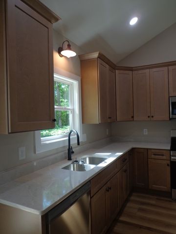 700 Hillcrest Rd, Waverly, TN 37185