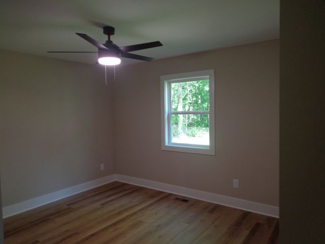 700 Hillcrest Rd, Waverly, TN 37185