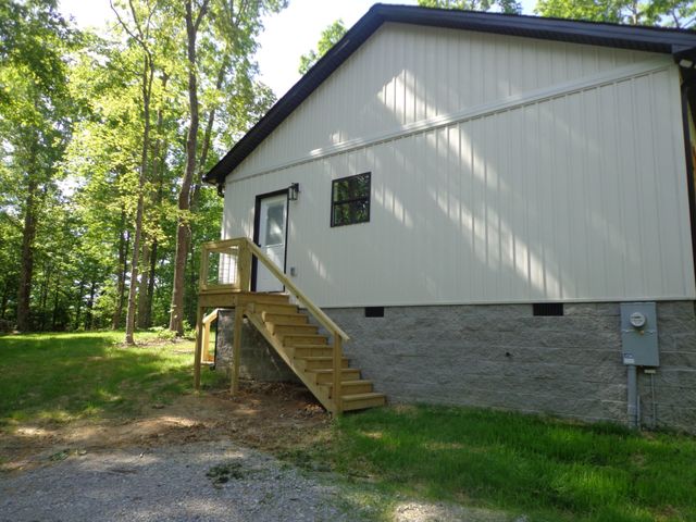 700 Hillcrest Rd, Waverly, TN 37185