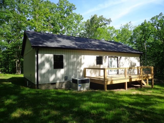 700 Hillcrest Rd, Waverly, TN 37185