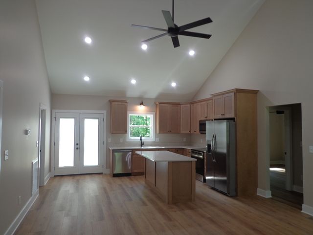 700 Hillcrest Rd, Waverly, TN 37185