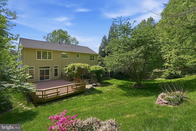 5106 LEATHERBACK RD, Woodbridge, VA 22193