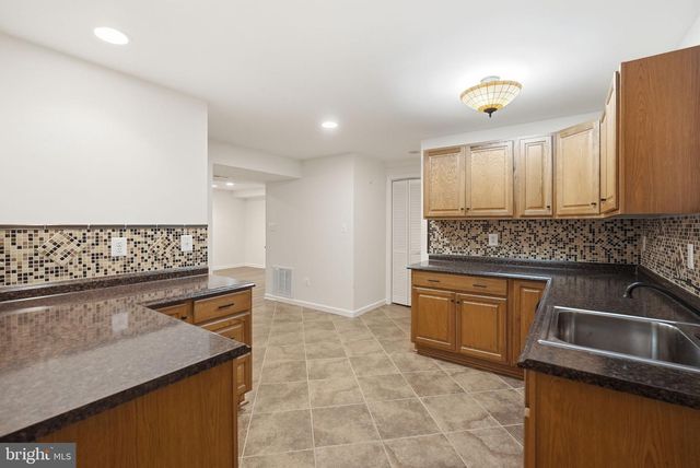 5106 LEATHERBACK RD, Woodbridge, VA 22193