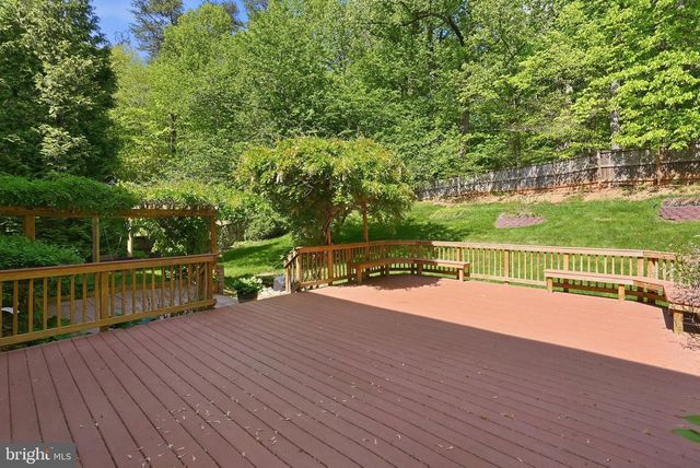 5106 LEATHERBACK RD, Woodbridge, VA 22193