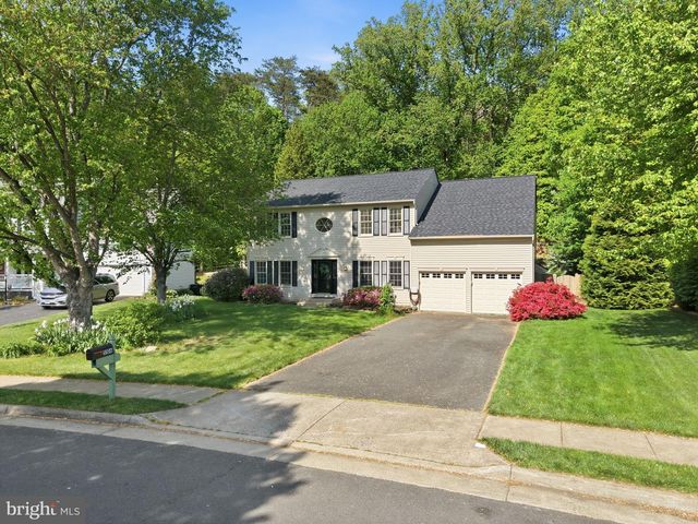 5106 LEATHERBACK RD, Woodbridge, VA 22193