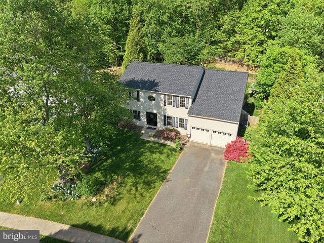 5106 LEATHERBACK RD, Woodbridge, VA 22193