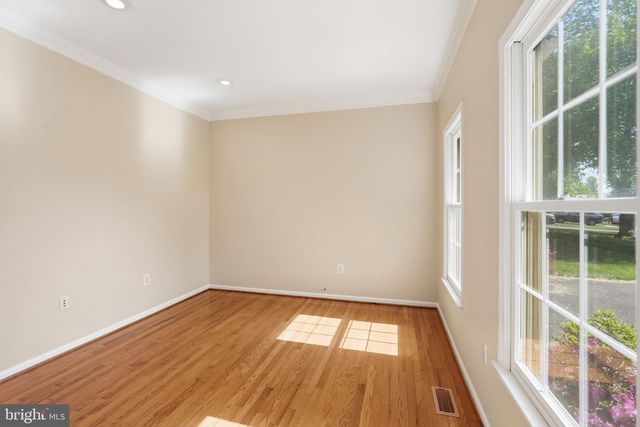 5106 LEATHERBACK RD, Woodbridge, VA 22193