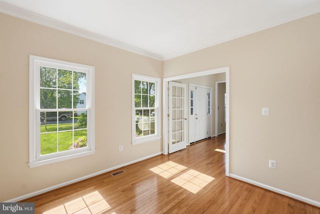 5106 LEATHERBACK RD, Woodbridge, VA 22193