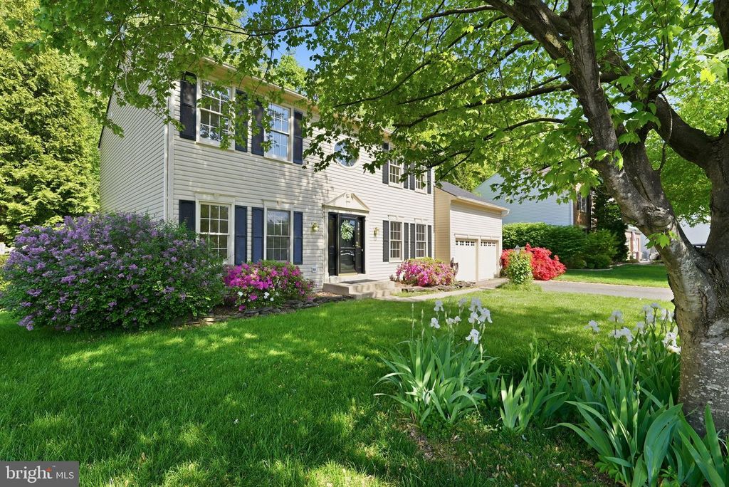 5106 LEATHERBACK RD, Woodbridge, VA 22193