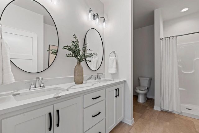 499 PAPERMILL CIRCLE, Kimberly, WI 54136