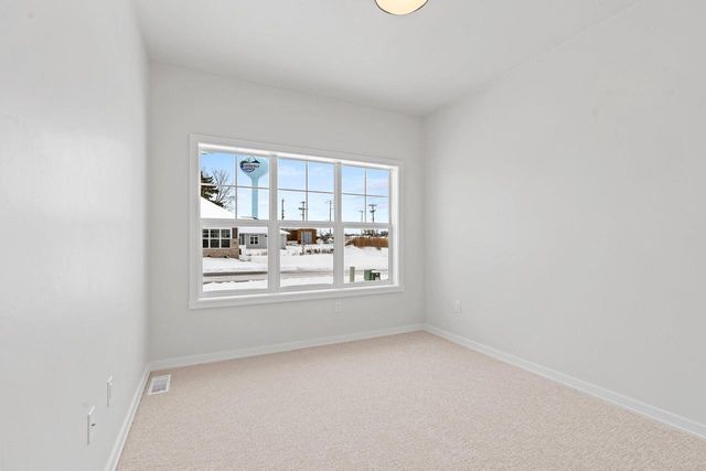 499 PAPERMILL CIRCLE, Kimberly, WI 54136