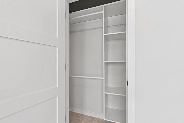 499 PAPERMILL CIRCLE, Kimberly, WI 54136