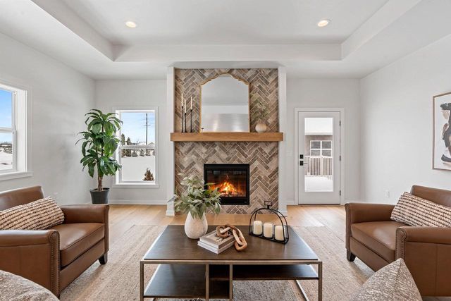 499 PAPERMILL CIRCLE, Kimberly, WI 54136