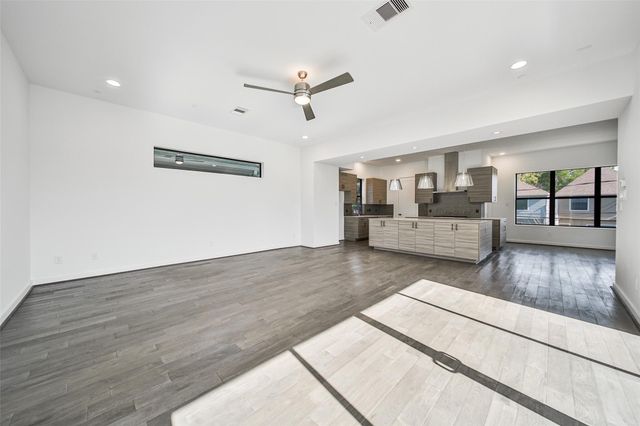 815 W 17th Street, Houston, TX 77008