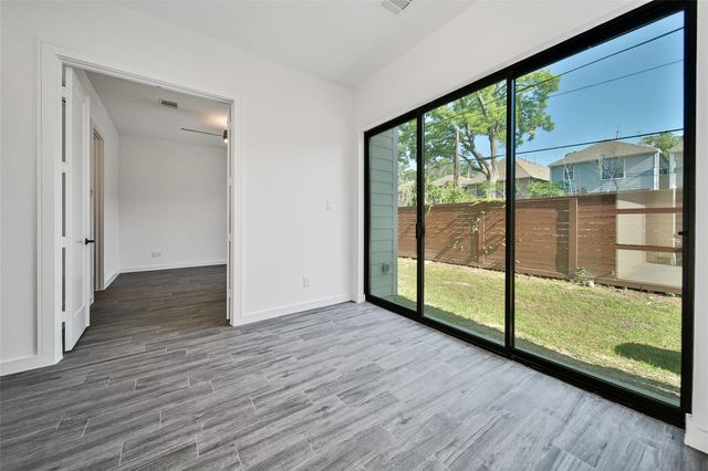 815 W 17th Street, Houston, TX 77008
