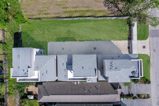 815 W 17th Street, Houston, TX 77008