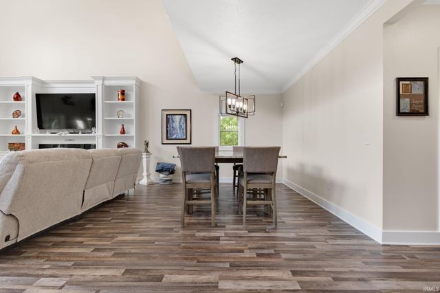 10810 Douglas Rd, Osceola, IN 46561