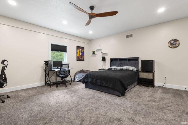 10810 Douglas Rd, Osceola, IN 46561