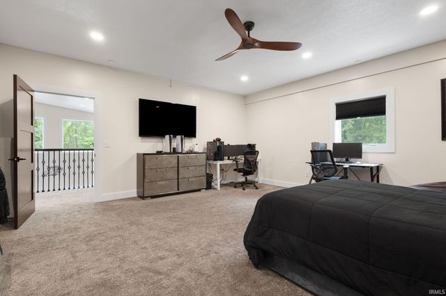 10810 Douglas Rd, Osceola, IN 46561