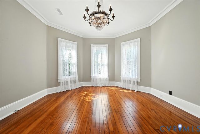 533 High St, Petersburg, VA 23803