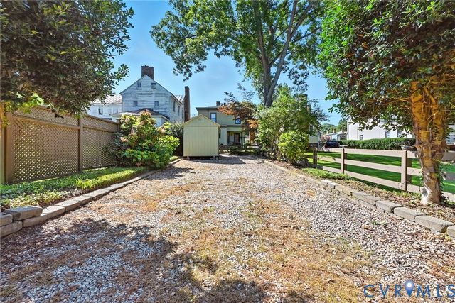 533 High St, Petersburg, VA 23803