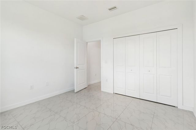 2725 SW Embers TER, Cape Coral, FL 33991