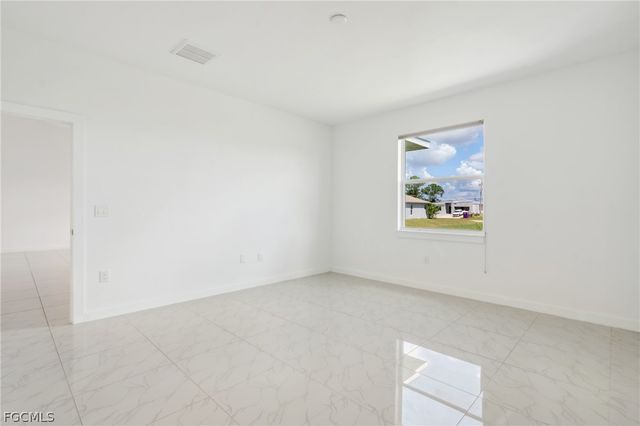 2725 SW Embers TER, Cape Coral, FL 33991