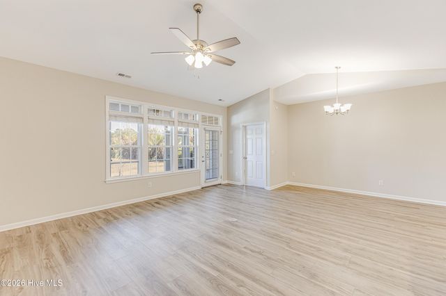 5118 Elton Drive SE, Boiling Spring Lakes, NC 28461