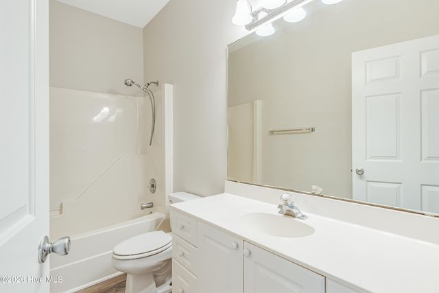 5118 Elton Drive SE, Boiling Spring Lakes, NC 28461