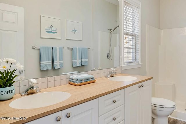 5118 Elton Drive SE, Boiling Spring Lakes, NC 28461