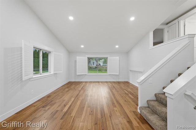 865 Alpine Drive, Brighton, MI 48116
