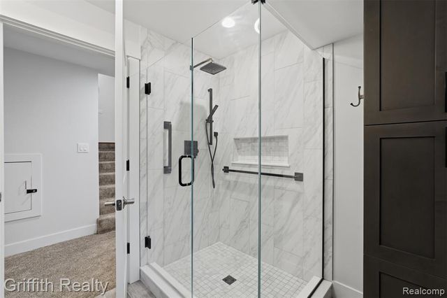 865 Alpine Drive, Brighton, MI 48116