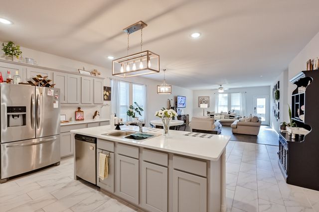 10621 Alpine Meadow Lane, Fort Worth, TX 76140