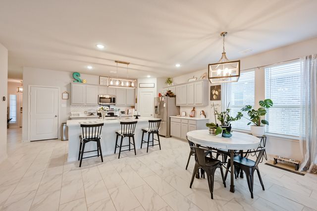 10621 Alpine Meadow Lane, Fort Worth, TX 76140