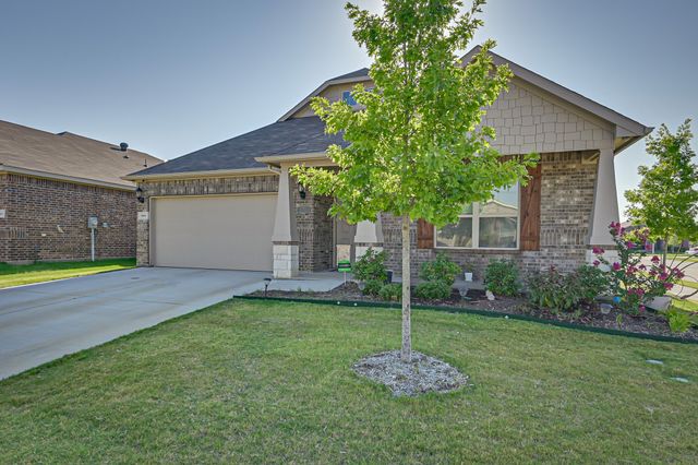10621 Alpine Meadow Lane, Fort Worth, TX 76140