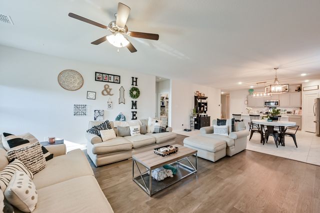 10621 Alpine Meadow Lane, Fort Worth, TX 76140