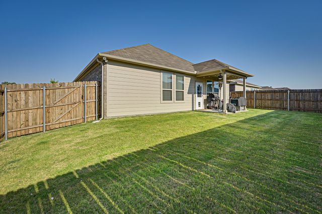 10621 Alpine Meadow Lane, Fort Worth, TX 76140