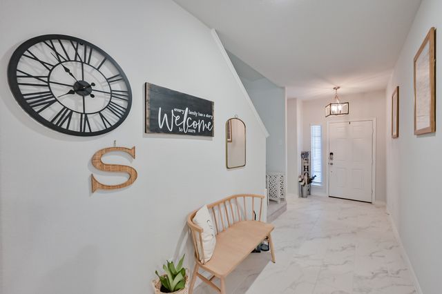 10621 Alpine Meadow Lane, Fort Worth, TX 76140