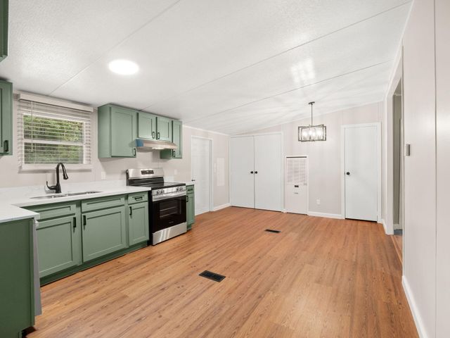 1049 Dogwood Trl, Deridder, LA 70634