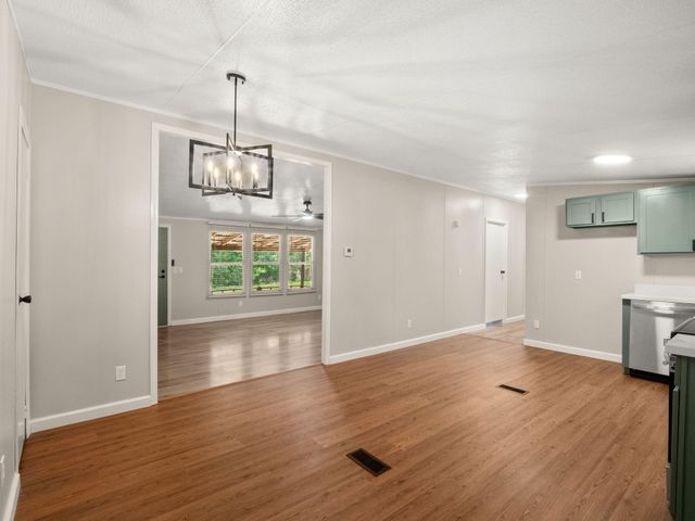 1049 Dogwood Trl, Deridder, LA 70634
