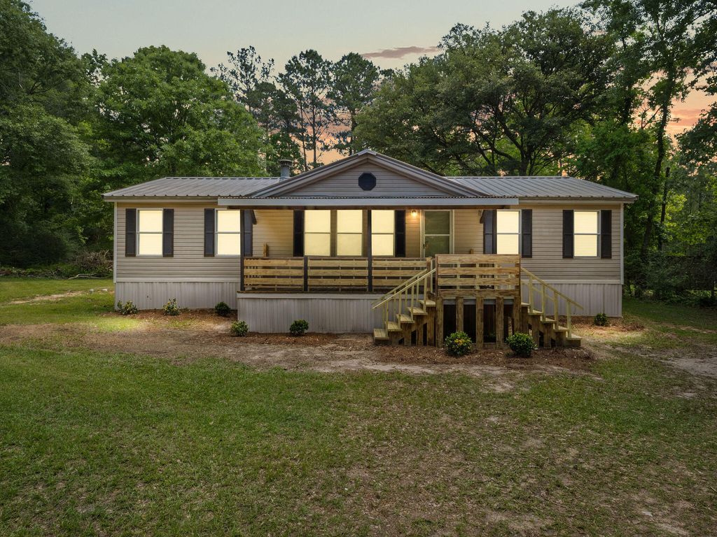 1049 Dogwood Trl, Deridder, LA 70634
