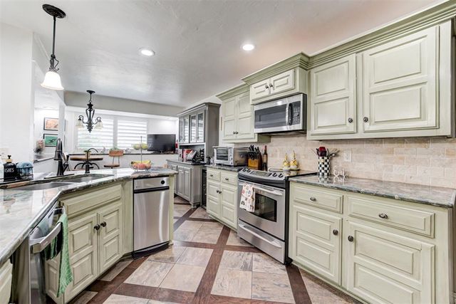3101 Castlerock Road 23, Oklahoma City, OK 73120